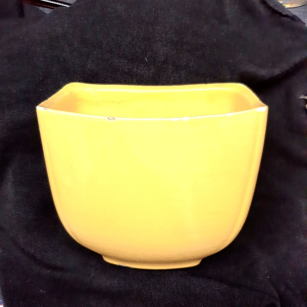 Vintage Haeger Vase